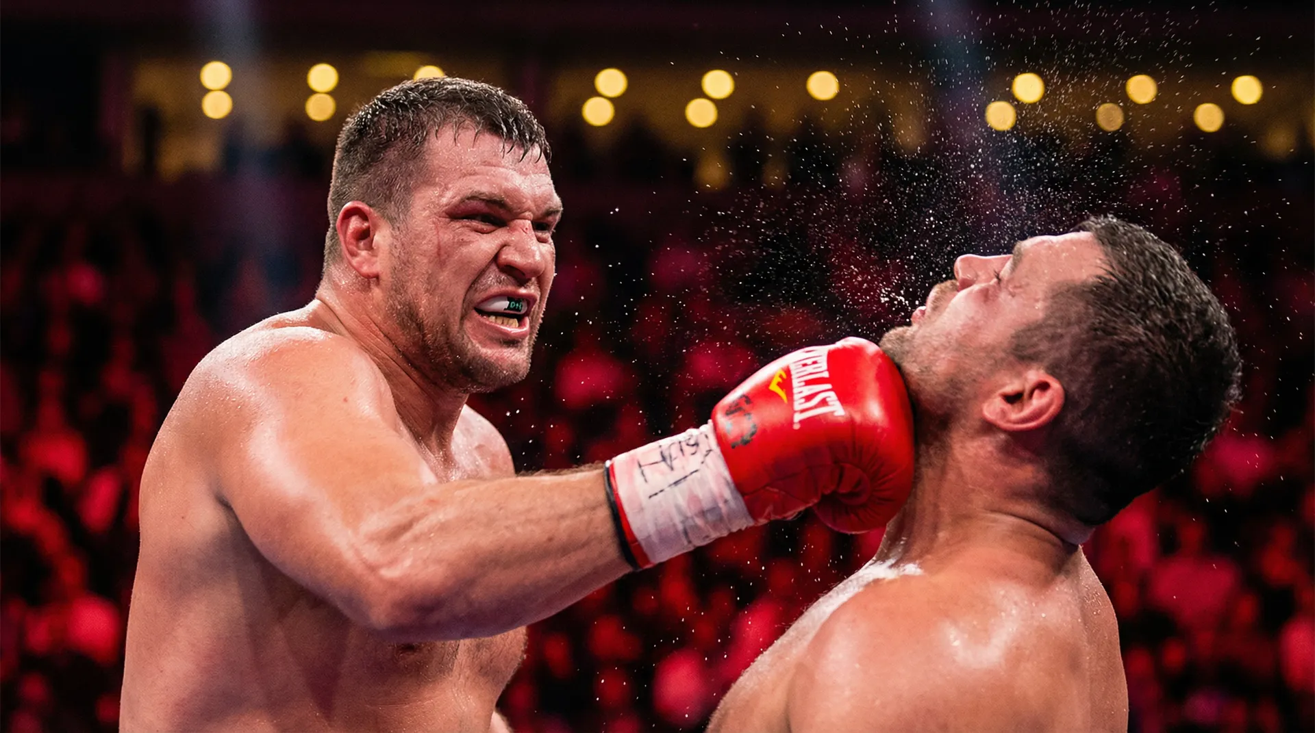 吃瓜大赛 重量级选手毁灭者马库斯精彩KO